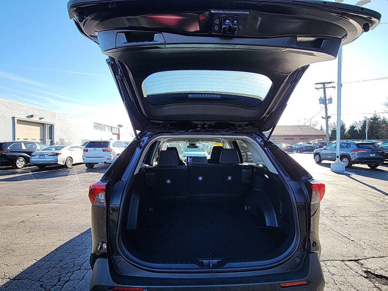 2025 Toyota RAV4 Hybrid LE