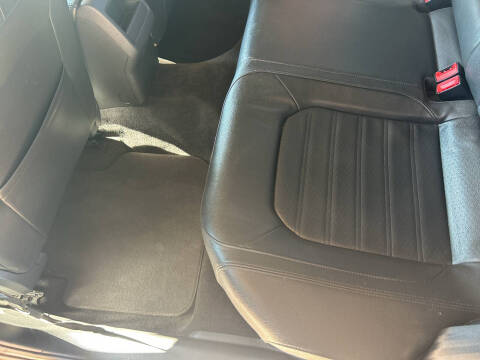 2012 Volkswagen Passat SEL