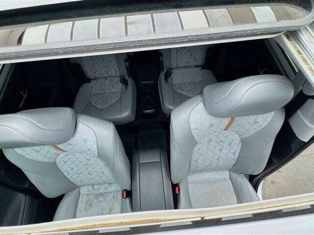 2023 Toyota Highlander Hybrid Bronze Edition