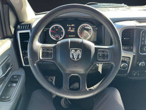 2015 RAM 1500 SLT
