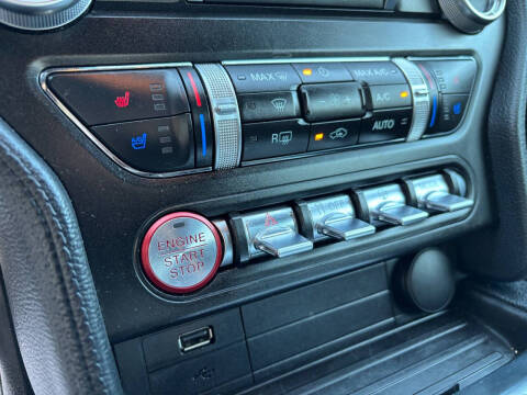 2022 Ford Mustang EcoBoost Premium