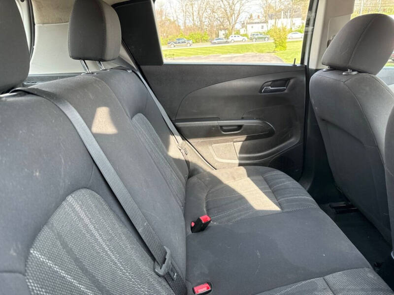 2015 Chevrolet Sonic LT Auto