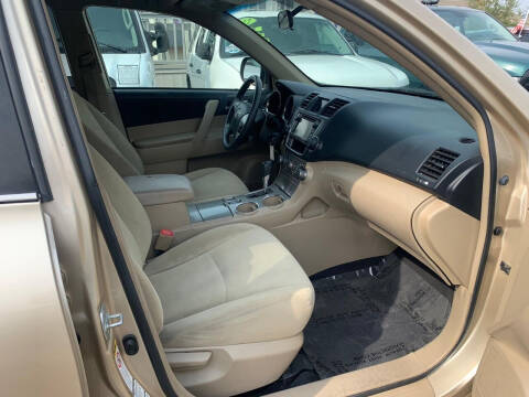 2013 Toyota Highlander Plus