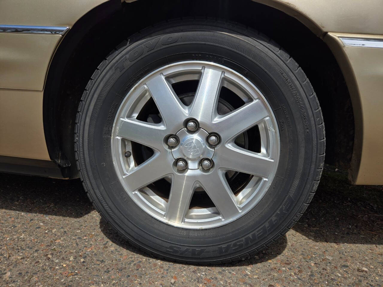 2005 Buick Park Avenue 42