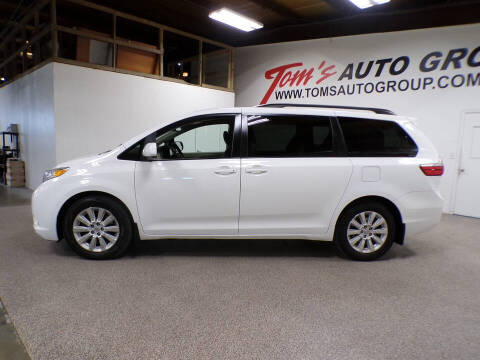 2015 Toyota Sienna LE 7-Passenger
