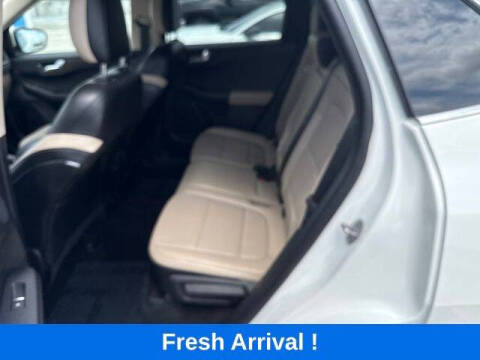 2020 Ford Escape Titanium