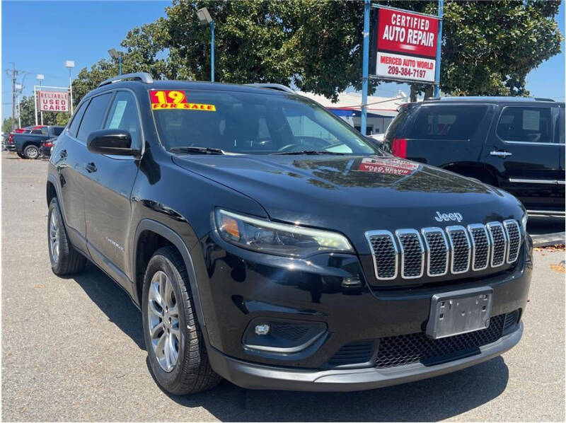 2019 Jeep Cherokee for sale at MERCED AUTO WORLD in Merced CA