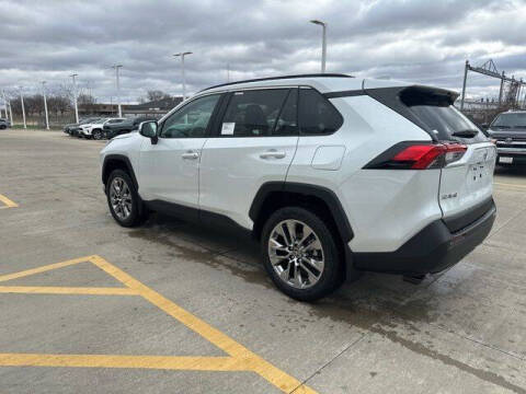 2025 Toyota RAV4 XLE Premium