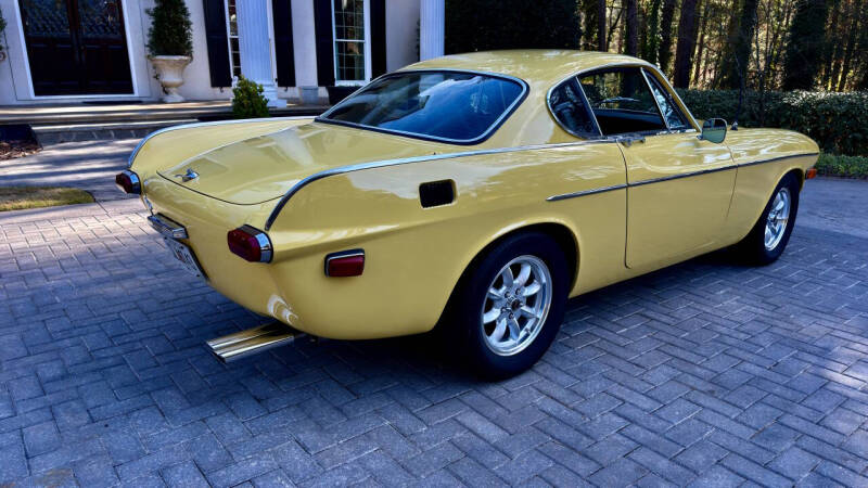 1972 Volvo P1800