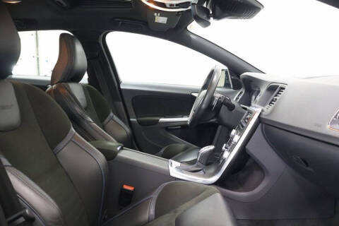 2018 Volvo V60 T6 Polestar