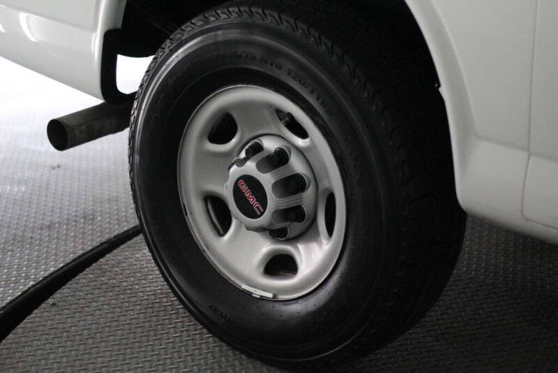 2021 GMC Savana 2500