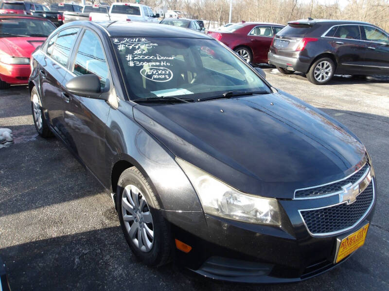 2011 Chevrolet Cruze for sale at River City Auto Sales in Cottage Hills IL