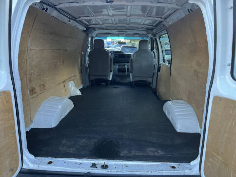 2010 Ford E-Series E-150