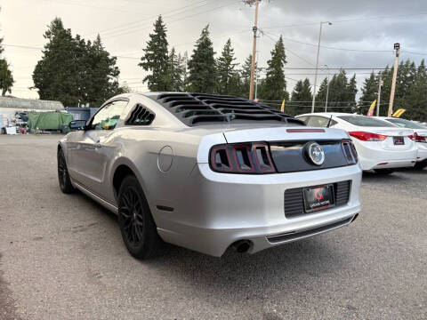 2014 Ford Mustang V6