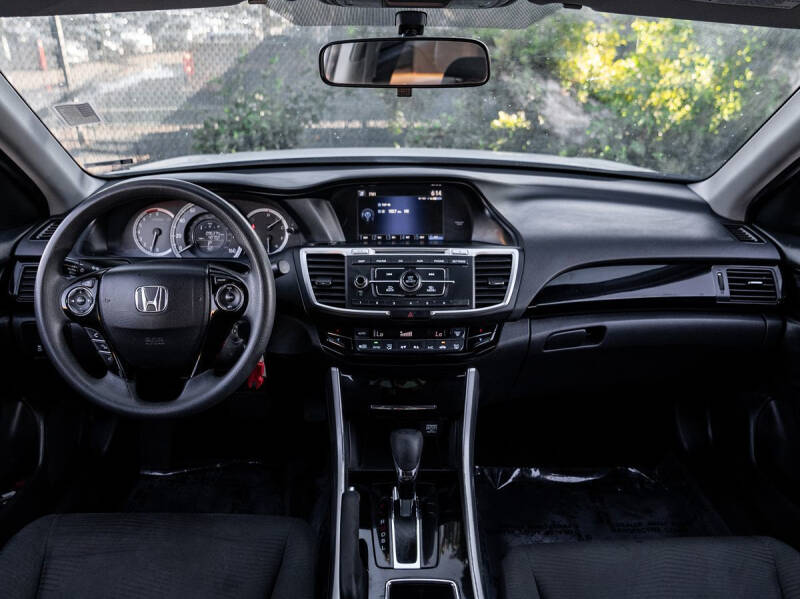 2017 Honda Accord LX