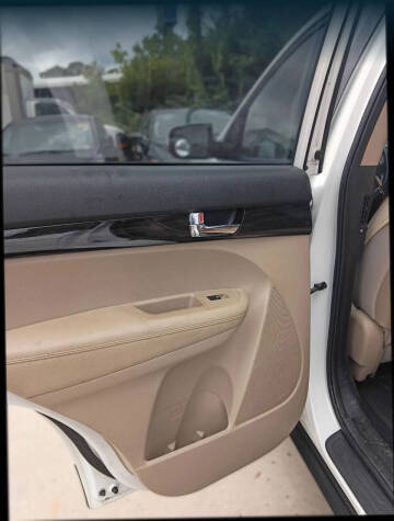 2011 Kia Sorento LX