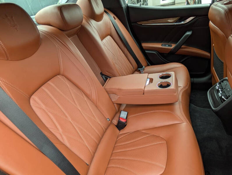 2019 Maserati Ghibli GranLusso