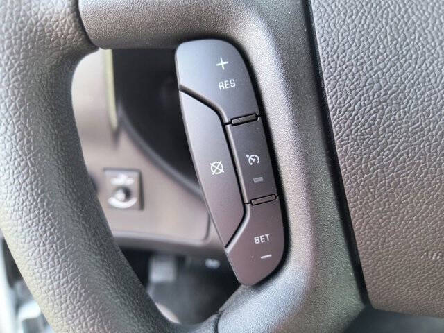 2025 Chevrolet Express 3500