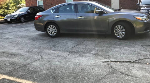 2017 Nissan Altima for sale at Paramount Autosport in Kennesaw GA