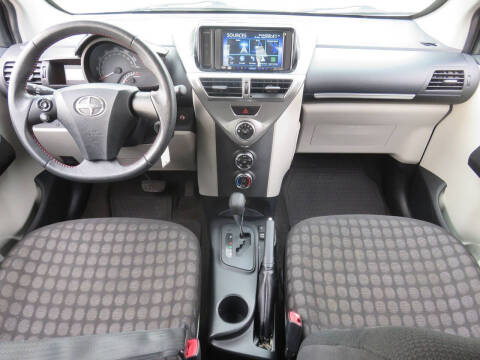 2014 Scion iQ