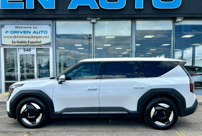 2024 Kia EV9 Light Long Range