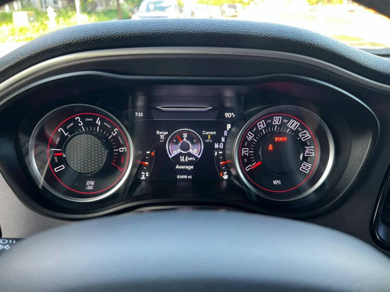 2019 Dodge Challenger SXT