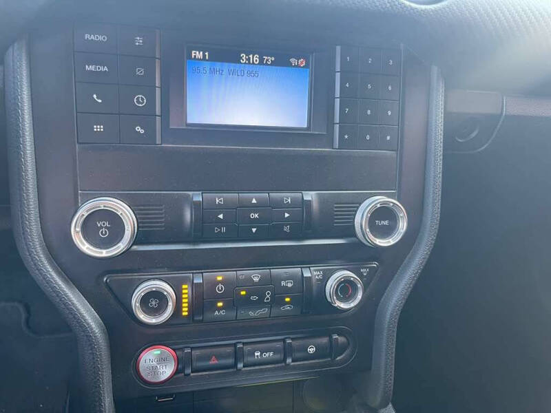 2019 Ford Mustang EcoBoost