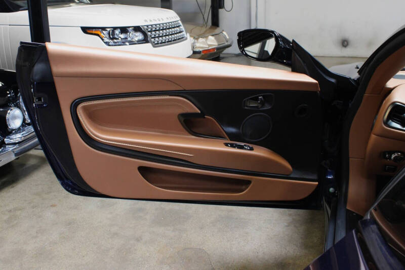 2019 Aston Martin DB11 AMR