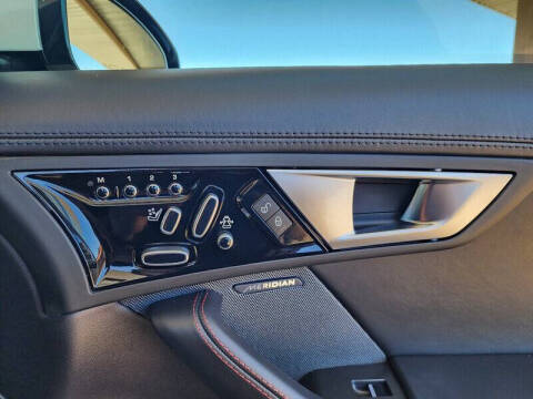 2015 Jaguar F-TYPE V8 S