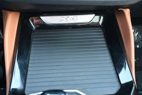 2023 BMW X4 xDrive30i