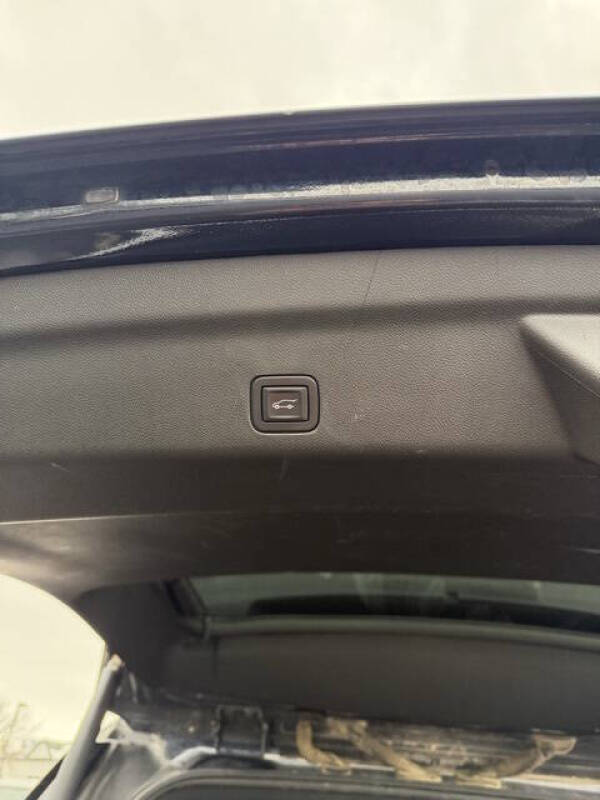 2022 Chevrolet Suburban High Country