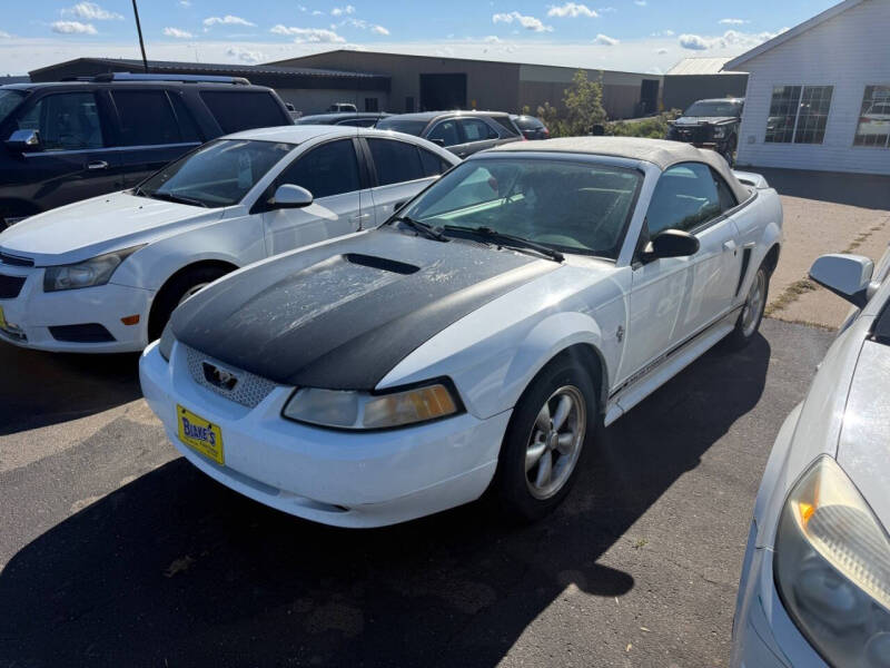 2000 Ford Mustang