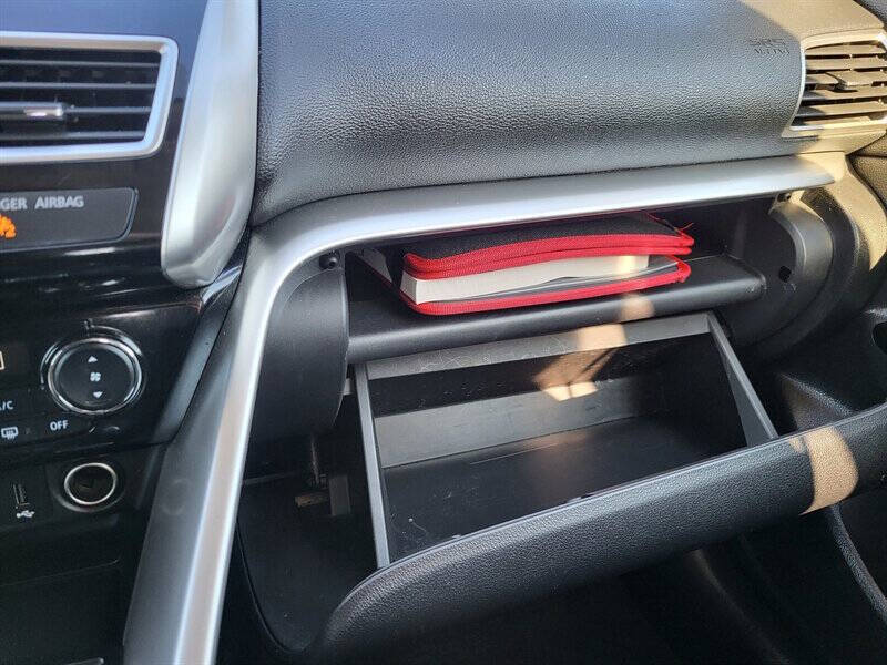 2019 Mitsubishi Eclipse Cross LE