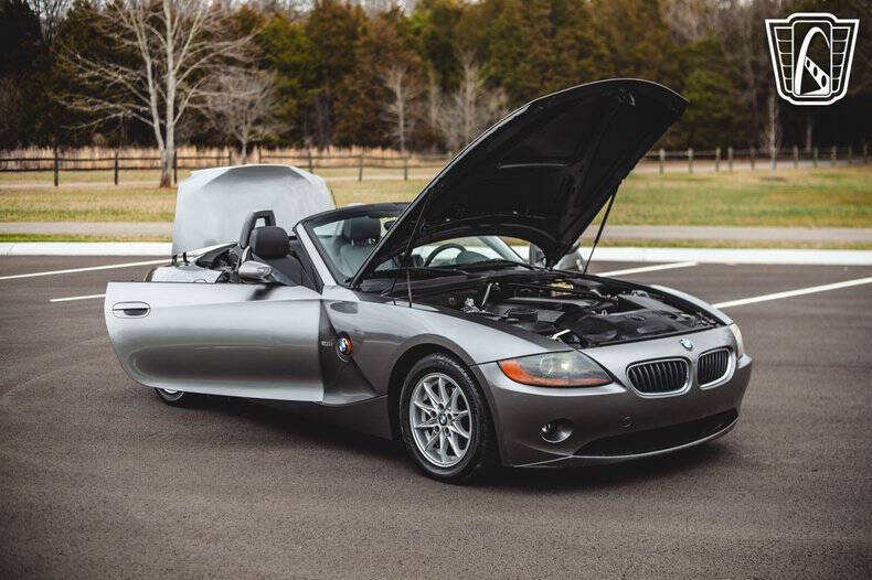 2004 BMW Z4 2.5i