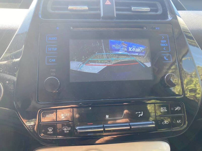 2016 Toyota Prius Two