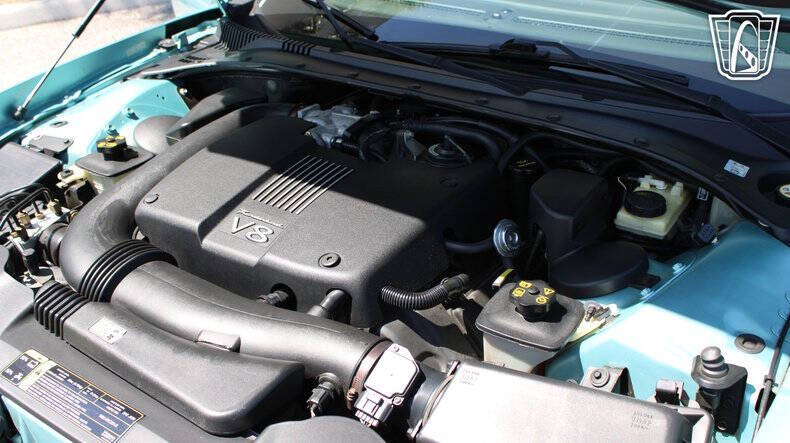 2002 Ford Thunderbird Deluxe
