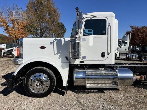 2012 Peterbilt 388