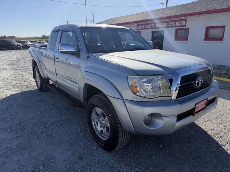 2011 Toyota Tacoma Base's photo