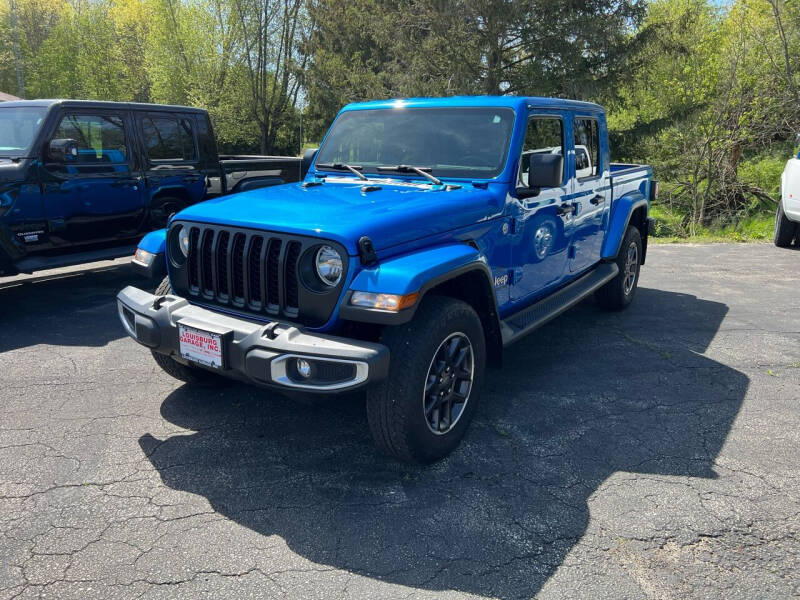 Used 2021 Jeep Gladiator Overland with VIN 1C6HJTFG4ML609741 for sale in Cuba City, WI