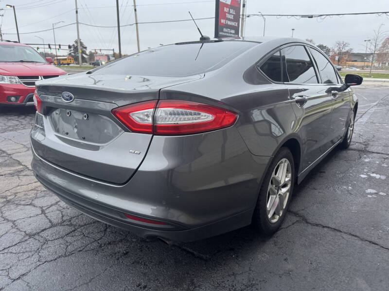 2013 Ford Fusion SE