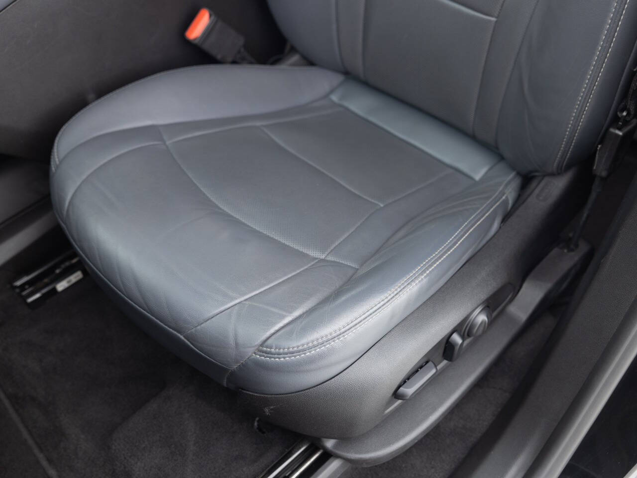 Used Car 2018 Buick Enclave  Essence 4x4 4dr Crossover For Sale Under $15,000 In Coal City, Illinois