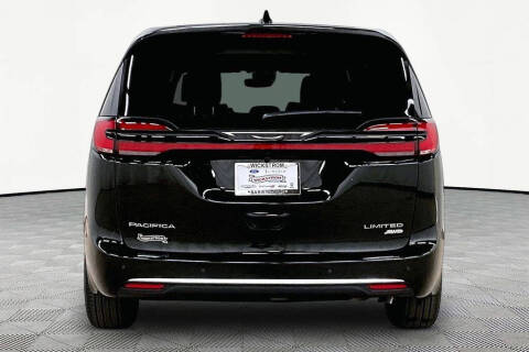 2027 Chrysler Pacifica Limited