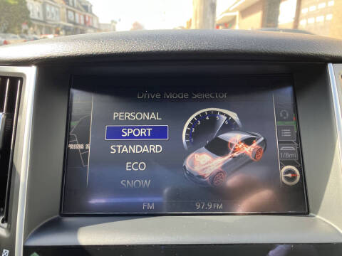 2015 Infiniti Q50 Premium