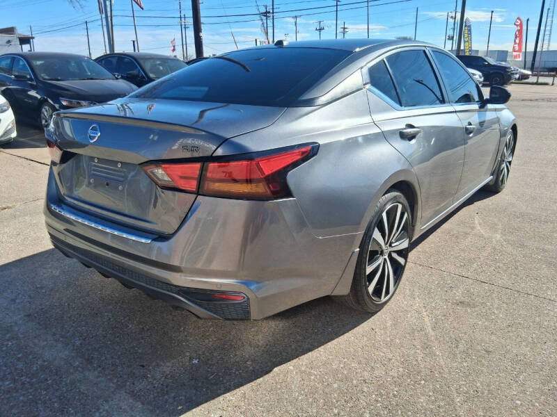 2020 Nissan Altima 2.5 SR