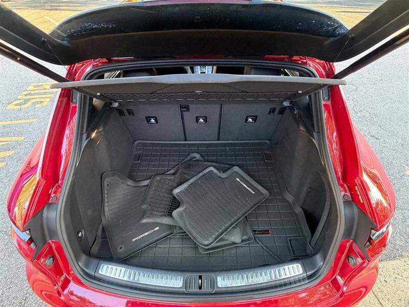 2016 Porsche Macan S