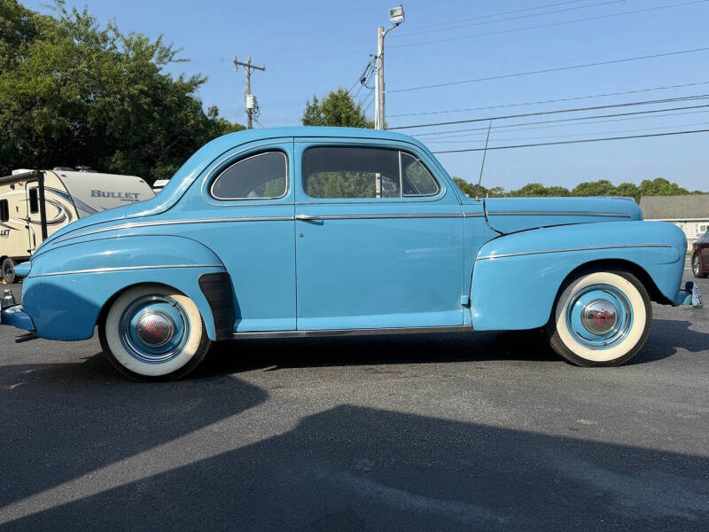 1946 Ford Super Deluxe