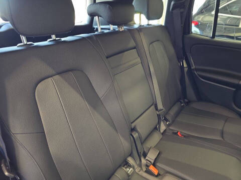 2025 Mercedes-Benz GLB GLB 250