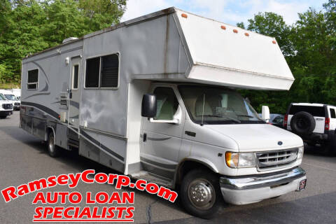 2002 Ford E-Series E-450 SD