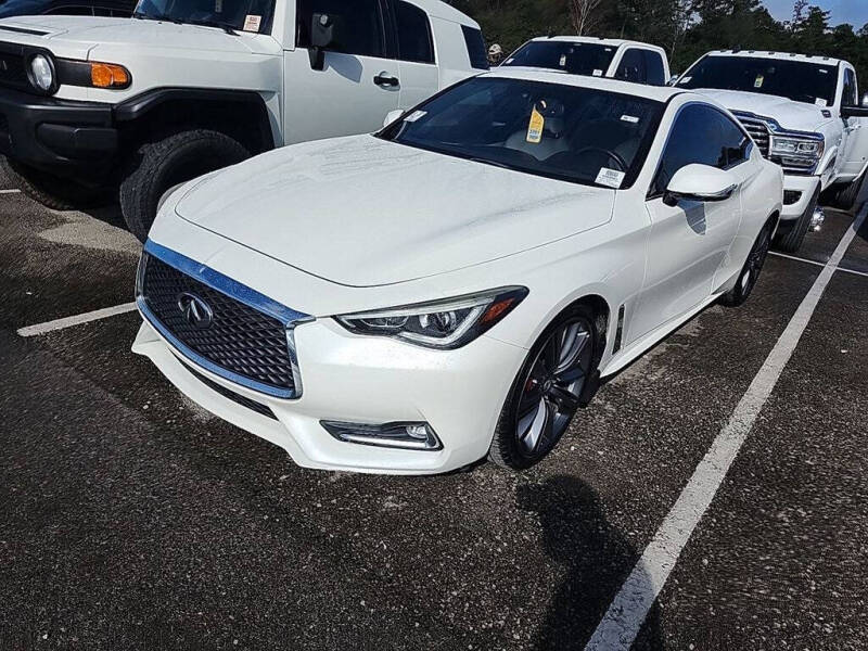 Used 2018 INFINITI Q60 Coupe RED SPORT with VIN JN1FV7EK9JM531077 for sale in Madison, NC