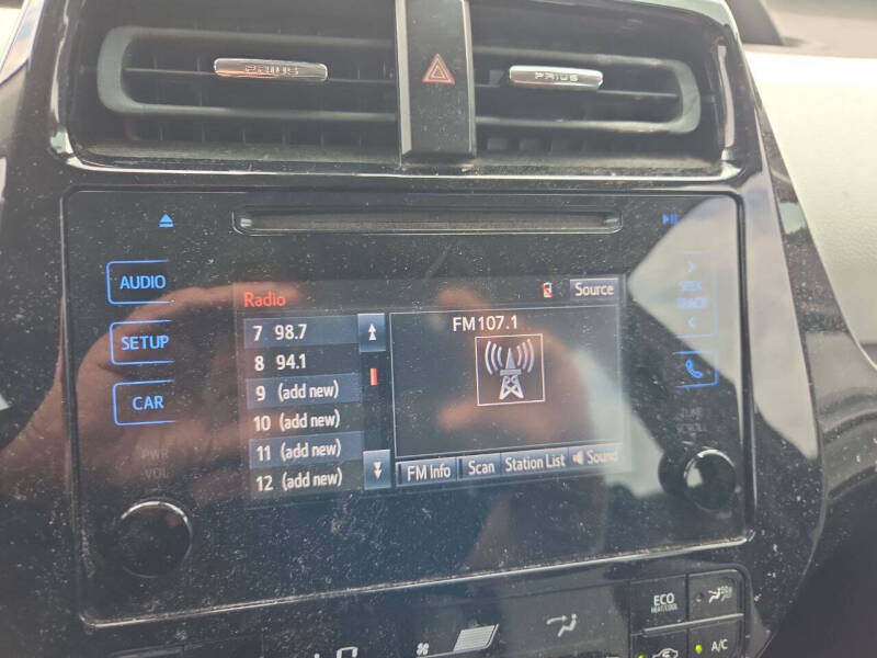 2017 Toyota Prius Three
